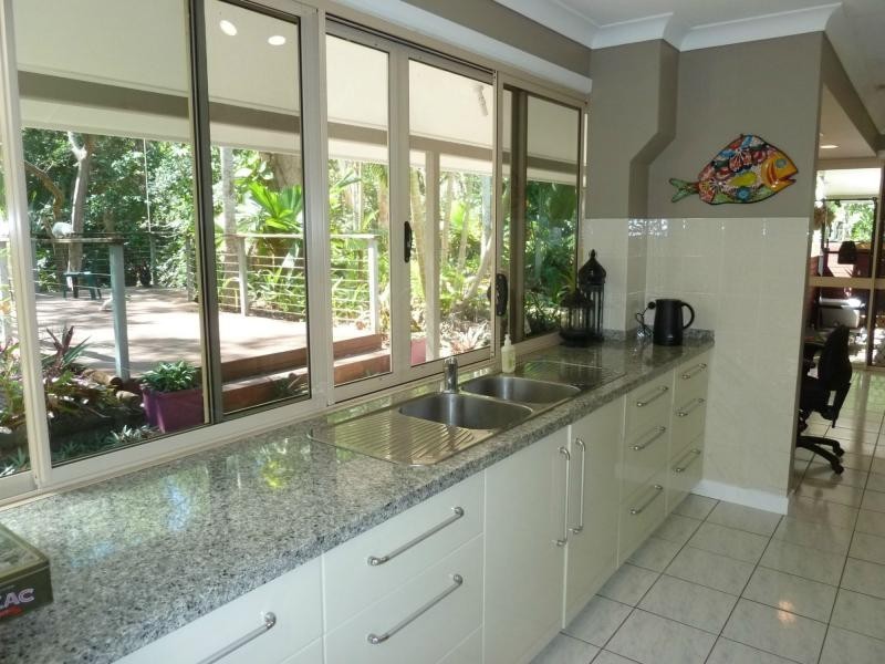 2/106 Mandalay Avenue, Nelly Bay QLD 4819