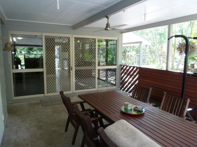 2/106 Mandalay Avenue, Nelly Bay QLD 4819