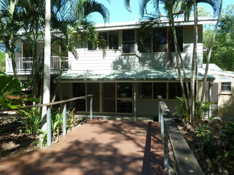 2/106 Mandalay Avenue, Nelly Bay QLD 4819