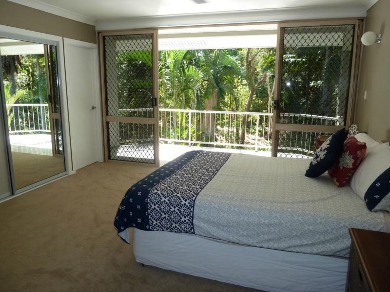 2/106 Mandalay Avenue, Nelly Bay QLD 4819