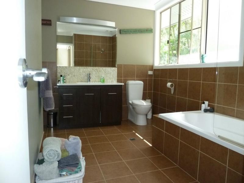 2/106 Mandalay Avenue, Nelly Bay QLD 4819