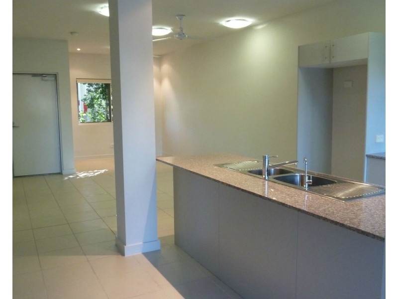 2/1-3 The Cove, Nelly Bay QLD 4819