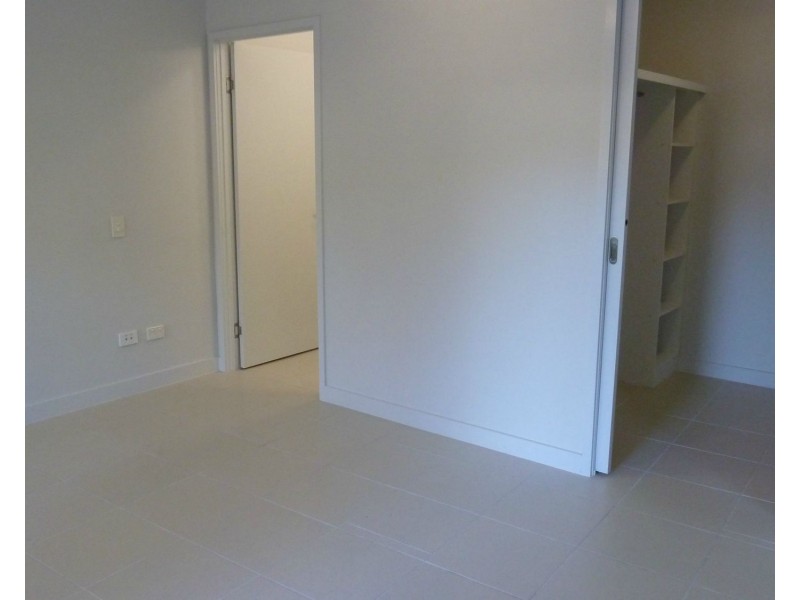 2/1-3 The Cove, Nelly Bay QLD 4819