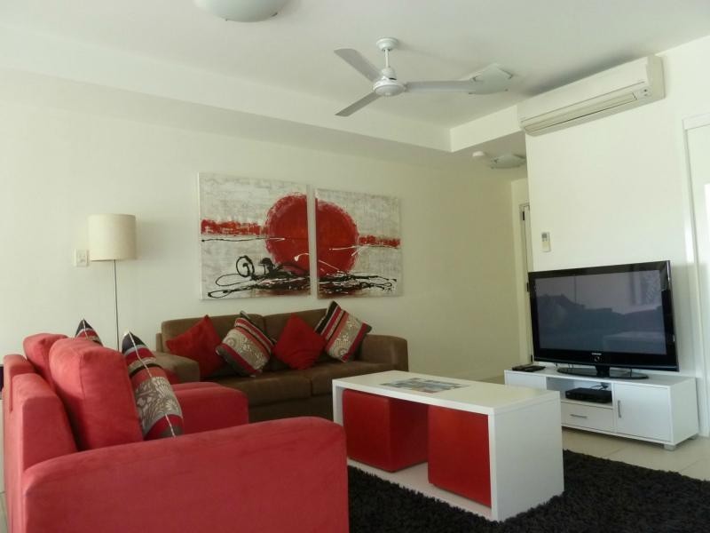 10/1-3 The Cove, Nelly Bay QLD 4819