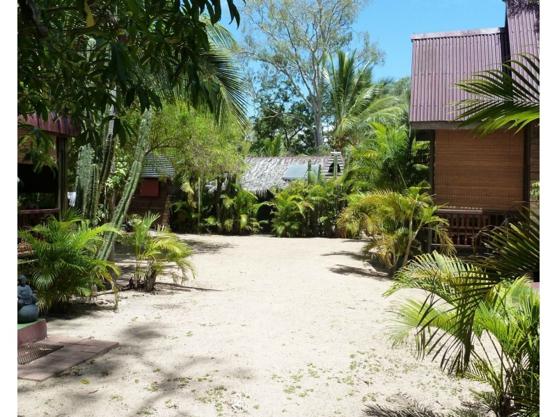 42 Henry Lawson Street, Horseshoe Bay QLD 4819