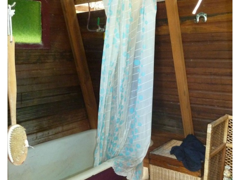 42 Henry Lawson Street, Horseshoe Bay QLD 4819