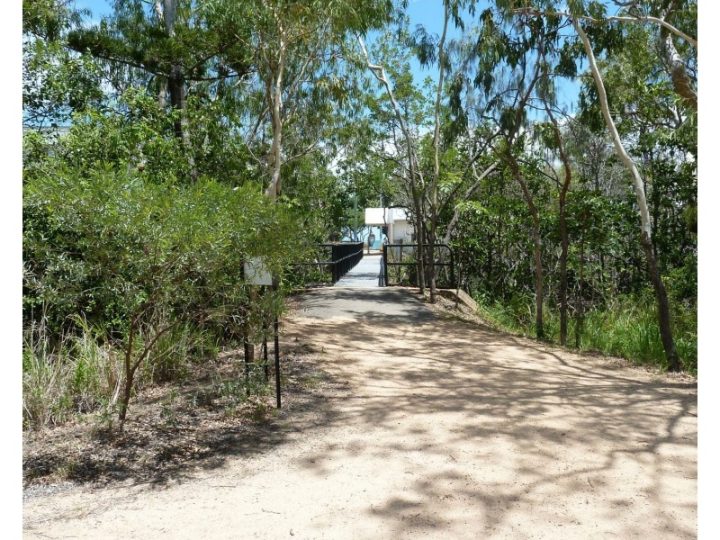 42 Henry Lawson Street, Horseshoe Bay QLD 4819