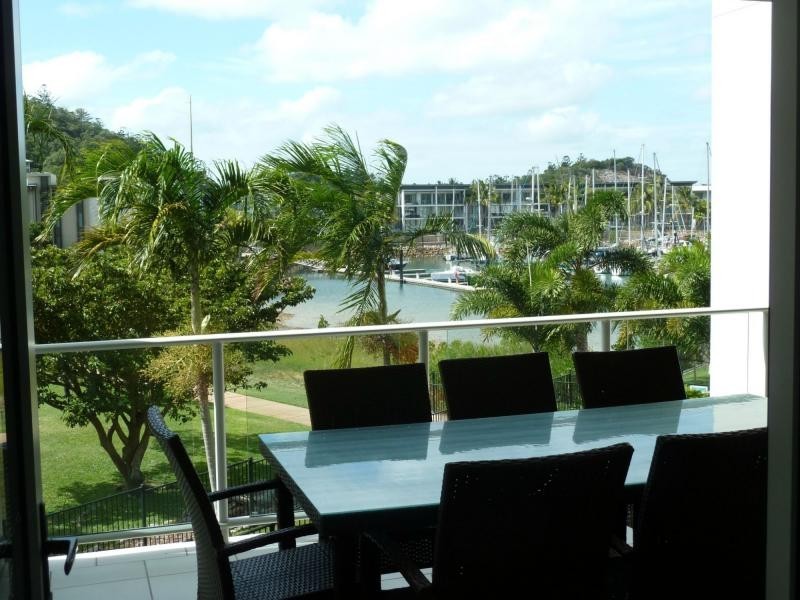 12/1-3 The Cove, Nelly Bay, Magnetic Island QLD 4819