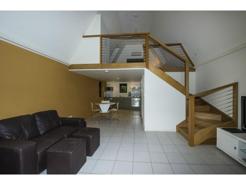 ‘Canopy’, 42 Yates Street, Nelly Bay, Magnetic Island QLD 4819