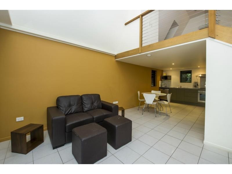 ‘Canopy’, 42 Yates Street, Nelly Bay, Magnetic Island QLD 4819