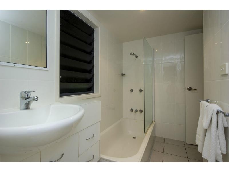 ‘Canopy’, 42 Yates Street, Nelly Bay, Magnetic Island QLD 4819