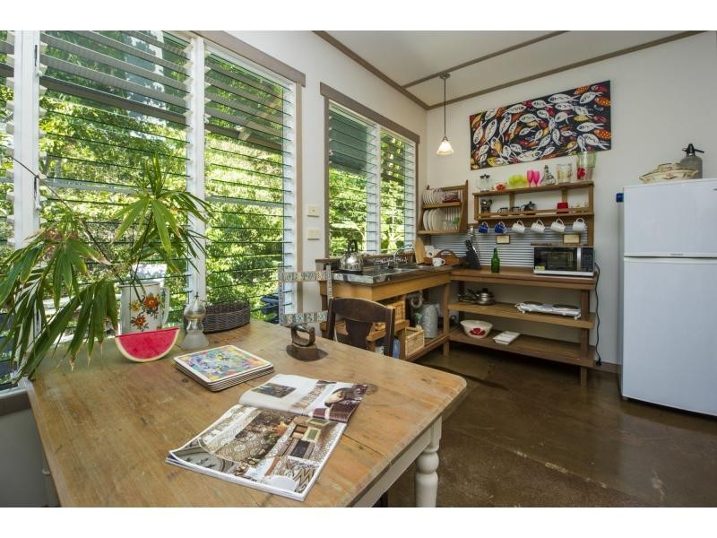 L1 Nobby Headland Picnic Street, Picnic Bay, Magnetic Island QLD 4819