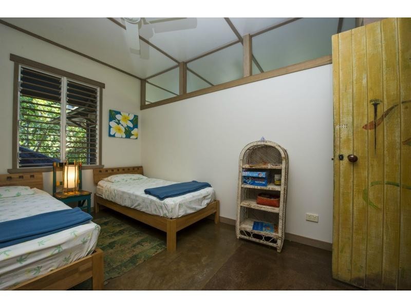 L1 Nobby Headland Picnic Street, Picnic Bay, Magnetic Island QLD 4819