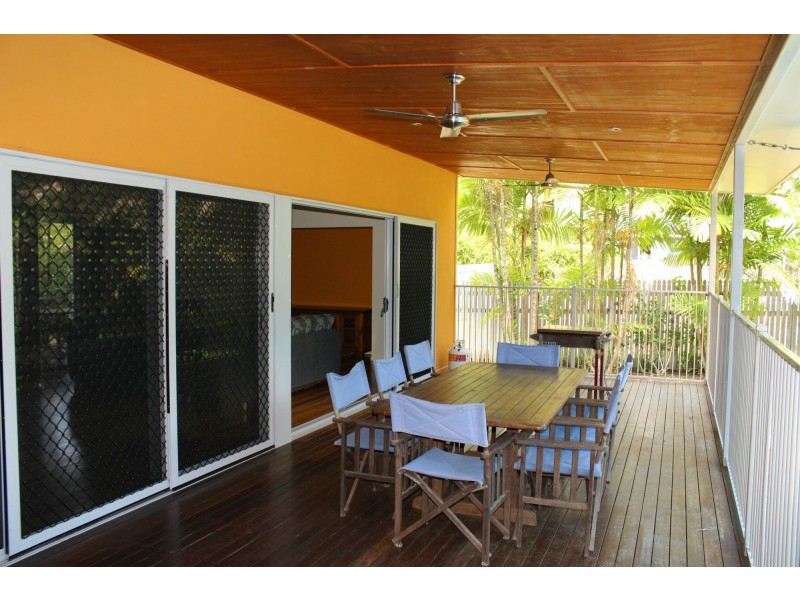 12 Bayside Court, Horseshoe Bay QLD 4819
