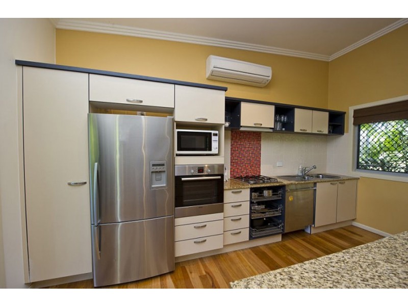 12 Bayside Court, Horseshoe Bay QLD 4819