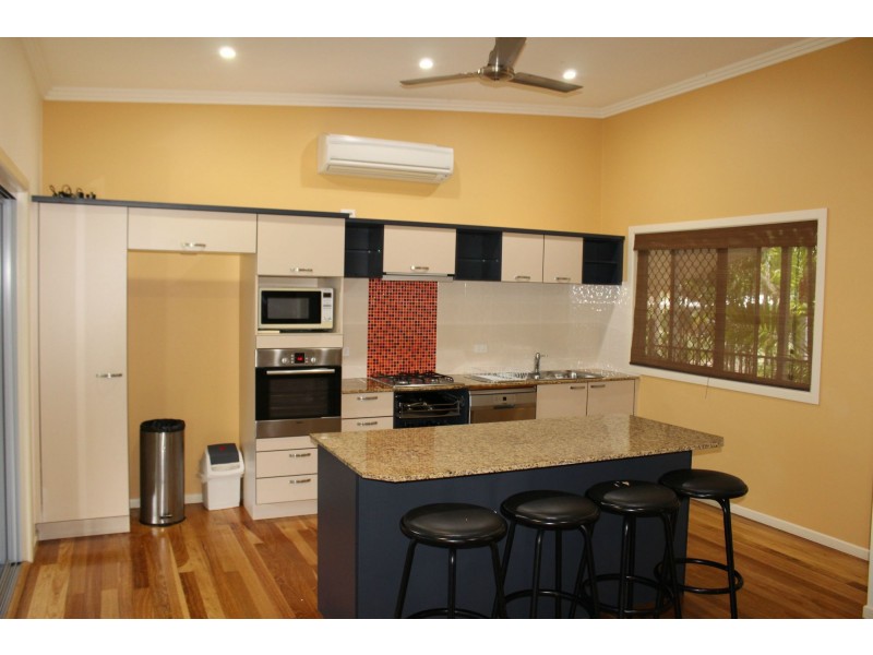 12 Bayside Court, Horseshoe Bay QLD 4819
