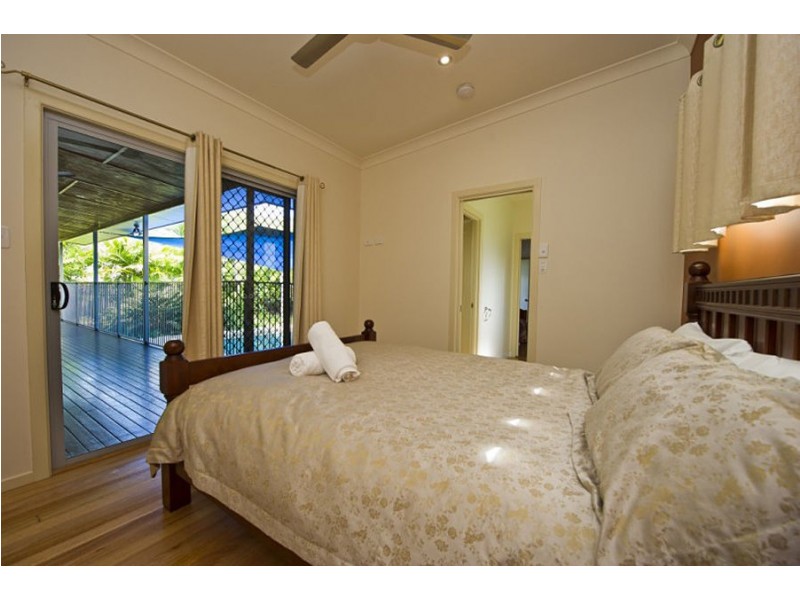 12 Bayside Court, Horseshoe Bay QLD 4819