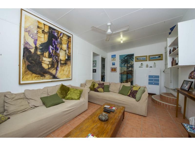 26 Olympus Crescent, Arcadia, Magnetic Island QLD 4819