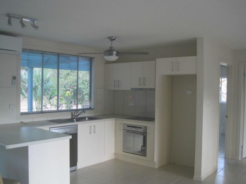 23 Mandalay Ave, Nelly Bay QLD 4819