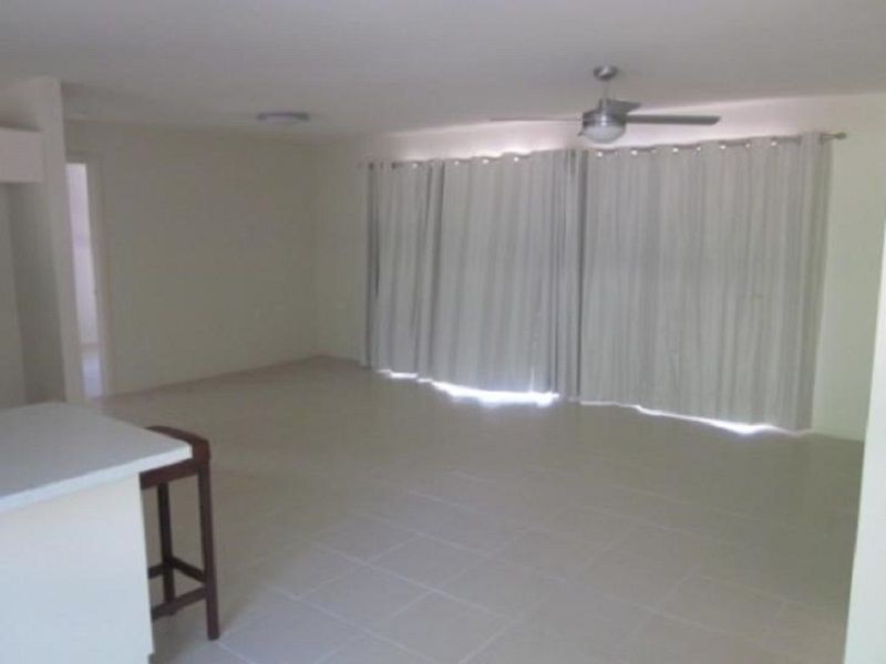 23 Mandalay Ave, Nelly Bay QLD 4819