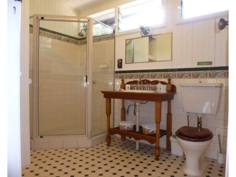 3 Shaw Street, Nelly Bay QLD 4819