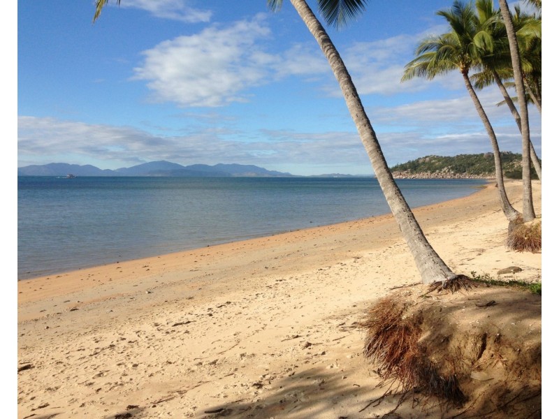 3 Shaw Street, Nelly Bay QLD 4819