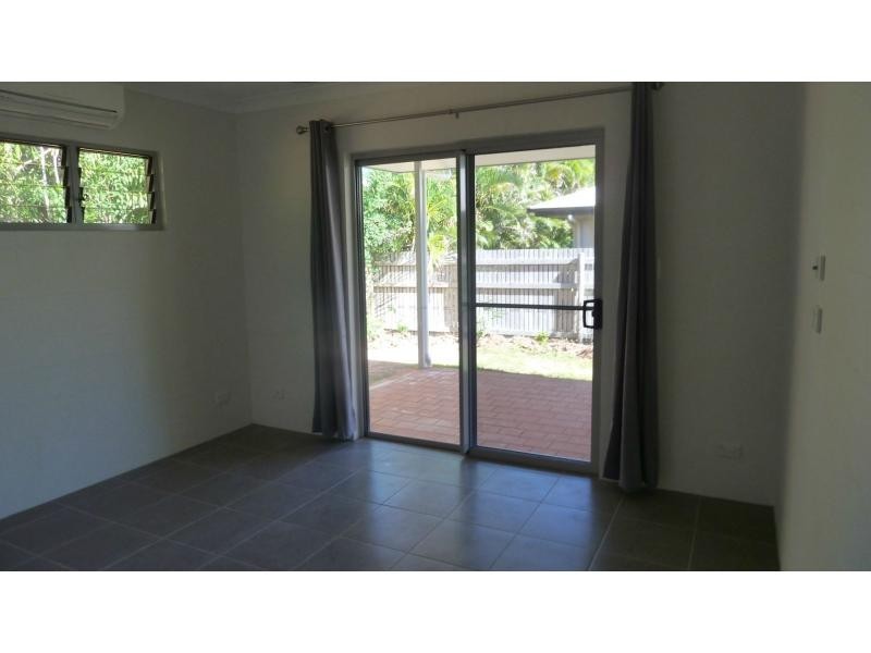 11 Somerset Street, Horseshoe Bay, Magnetic Island QLD 4819