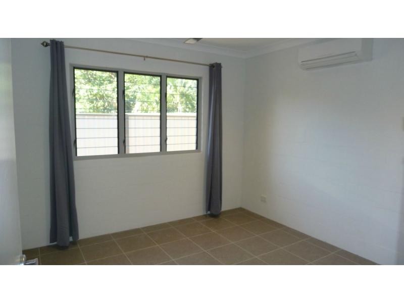 11 Somerset Street, Horseshoe Bay, Magnetic Island QLD 4819