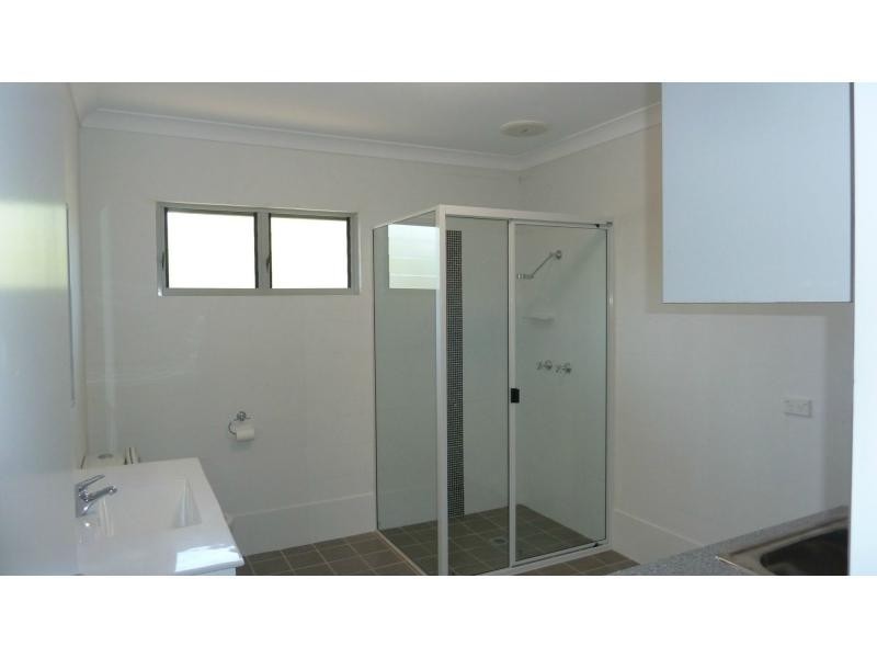 11 Somerset Street, Horseshoe Bay, Magnetic Island QLD 4819