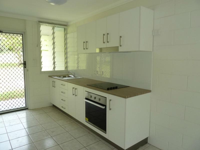 2/119 Horseshoe Bay Road, Horseshoe Bay, Magnetic Island QLD 4819