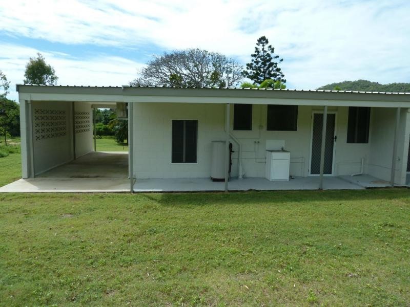 2/119 Horseshoe Bay Road, Horseshoe Bay, Magnetic Island QLD 4819