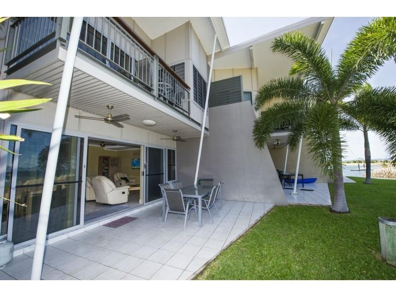 3/13-15 Terrace Place, Nelly Bay, Magnetic Island QLD 4819