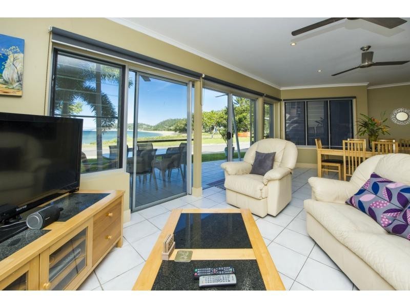 3/13-15 Terrace Place, Nelly Bay, Magnetic Island QLD 4819