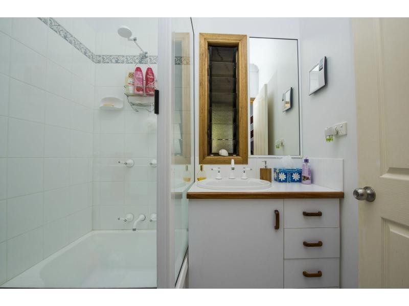 5 McElligott Court, Horseshoe Bay, Magnetic Island QLD 4819