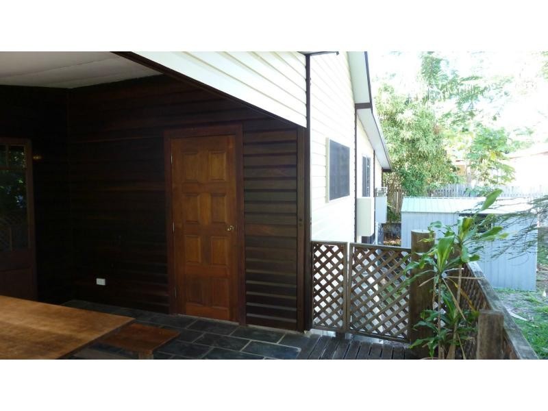 32 McCabe Crescent, Arcadia, Magnetic Island QLD 4819