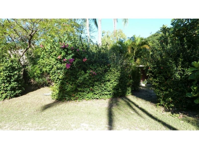 32 McCabe Crescent, Arcadia, Magnetic Island QLD 4819