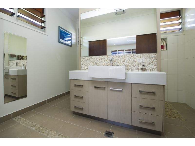 20 Pandanus Drive, Horseshoe Bay QLD 4819