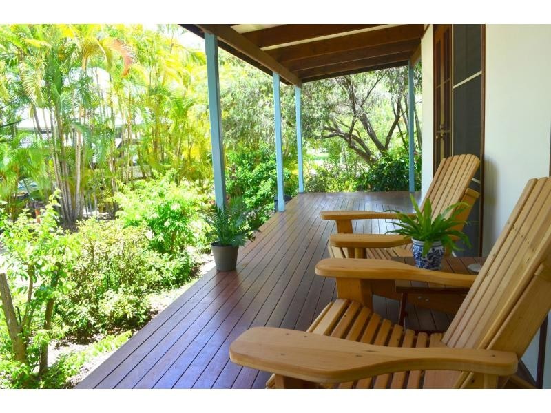 6 Coleton Court, Nelly Bay, Magnetic Island QLD 4819