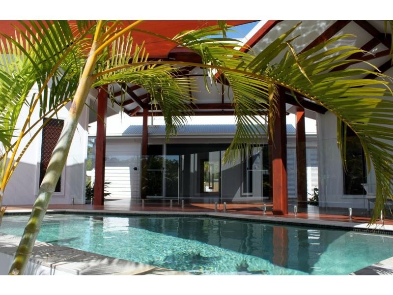 17 Sandals Boulevard, Horseshoe Bay, Magnetic Island QLD 4819