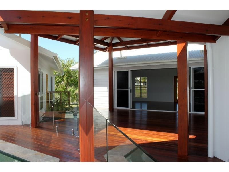 17 Sandals Boulevard, Horseshoe Bay, Magnetic Island QLD 4819