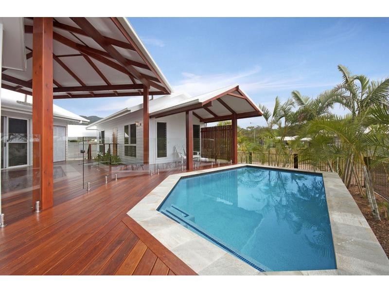 17 Sandals Boulevard, Horseshoe Bay, Magnetic Island QLD 4819