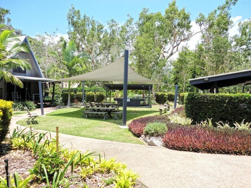 5/42 Yates Street, Nelly Bay, Magnetic Island QLD 4819