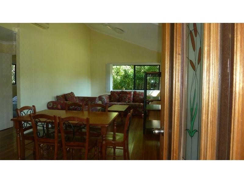 28 Yates Street, Nelly Bay QLD 4819