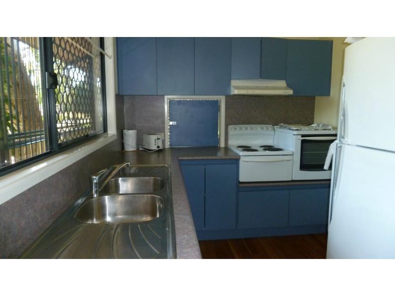 28 Yates Street, Nelly Bay QLD 4819