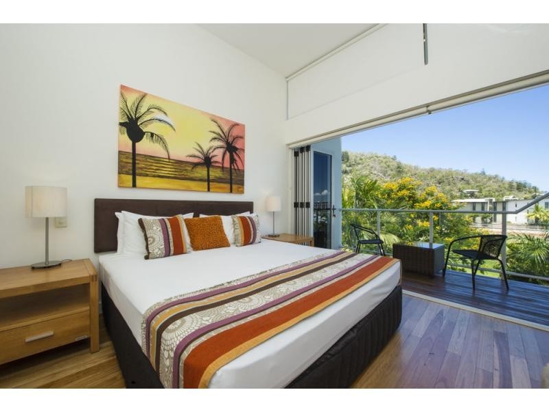 11/1-3 The Cove, Nelly Bay, Magnetic Island QLD 4819