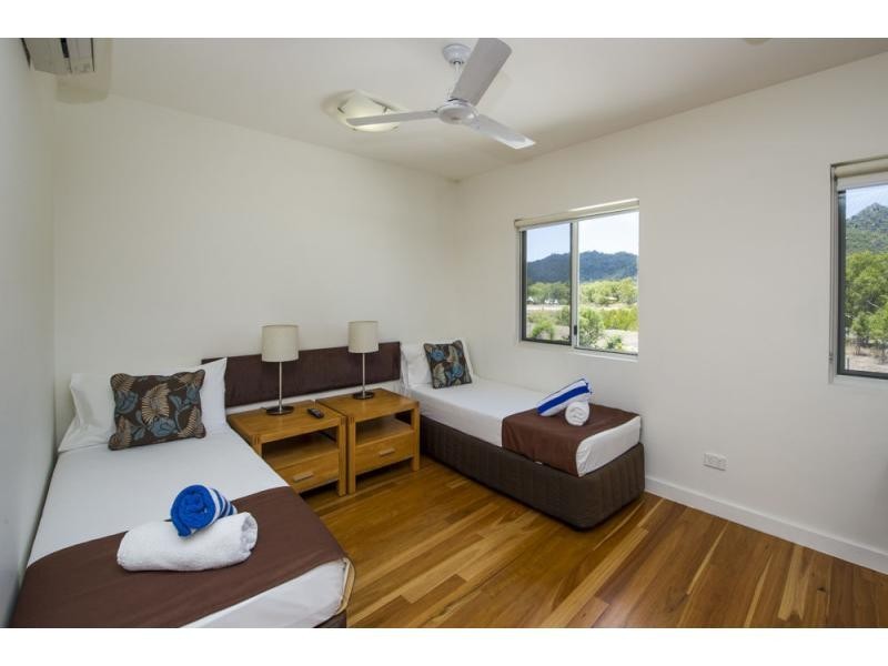 11/1-3 The Cove, Nelly Bay, Magnetic Island QLD 4819