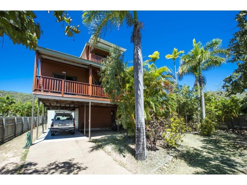 94 Horseshoe Bay Road, Horseshoe Bay QLD 4819