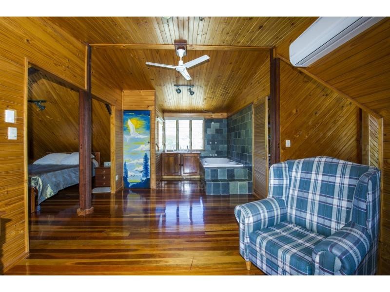 94 Horseshoe Bay Road, Horseshoe Bay QLD 4819