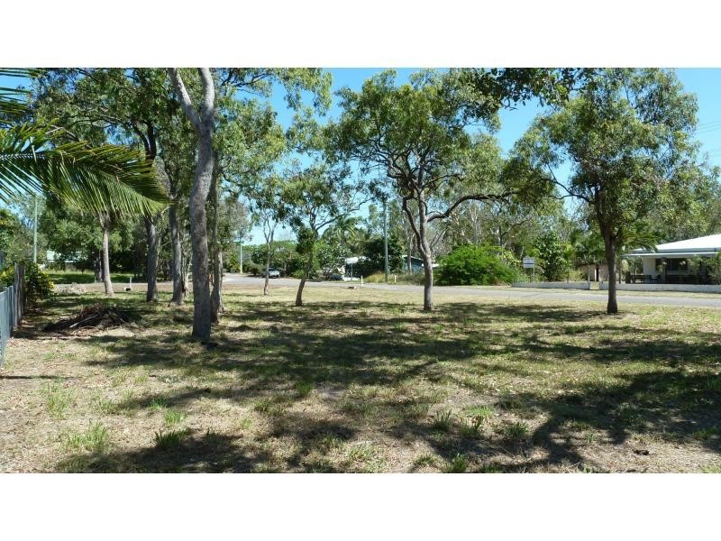 2 Murray Street, Nelly Bay, Magnetic Island QLD 4819