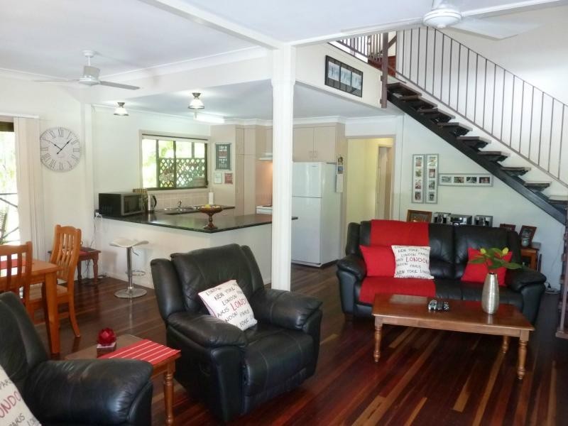 59 Apjohn Street, Horseshoe Bay, Magnetic Island QLD 4819